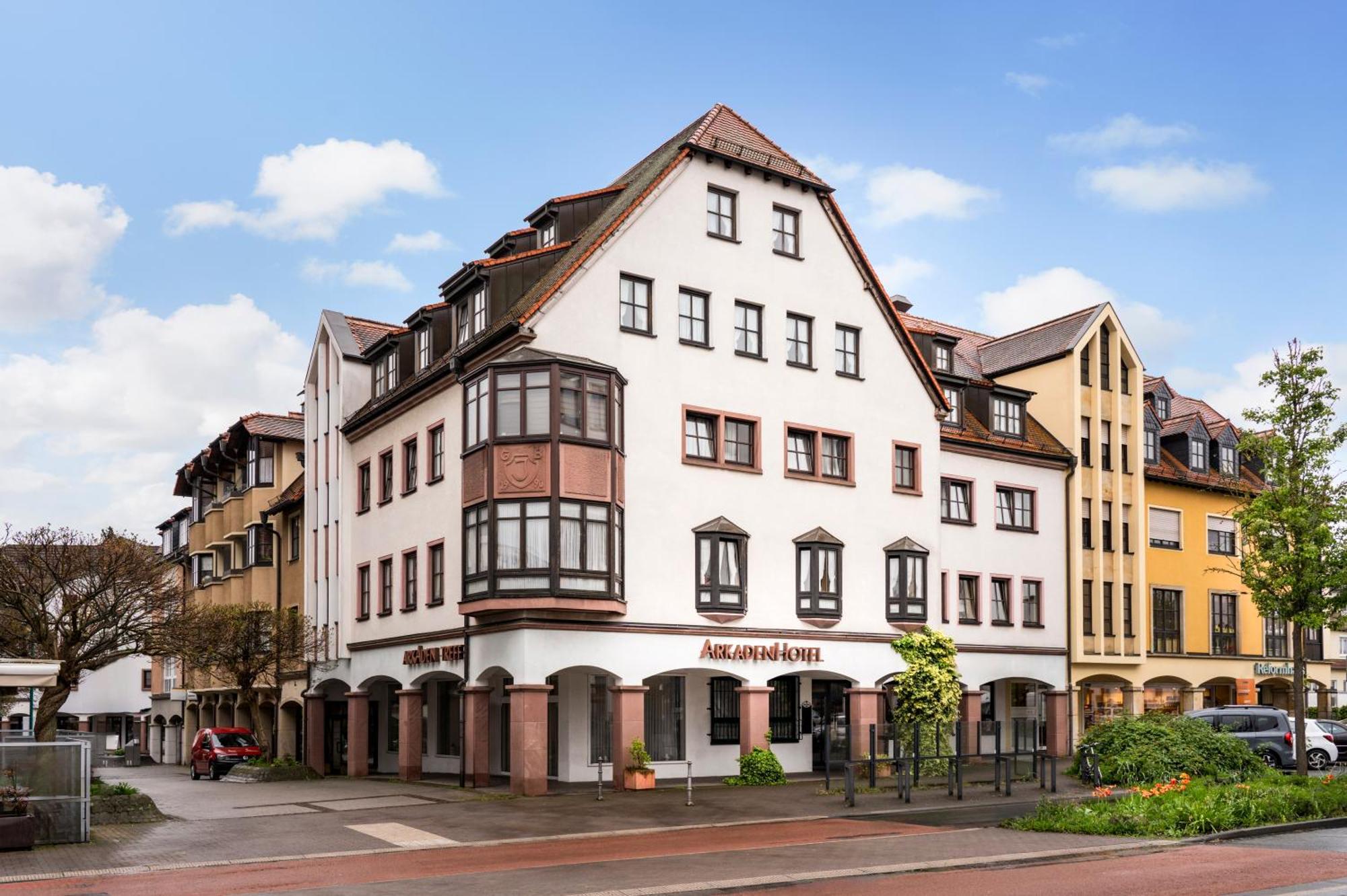Arkaden Hotel Келкайм Екстериор снимка