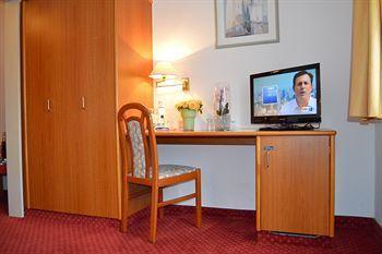 Arkaden Hotel Келкайм Екстериор снимка